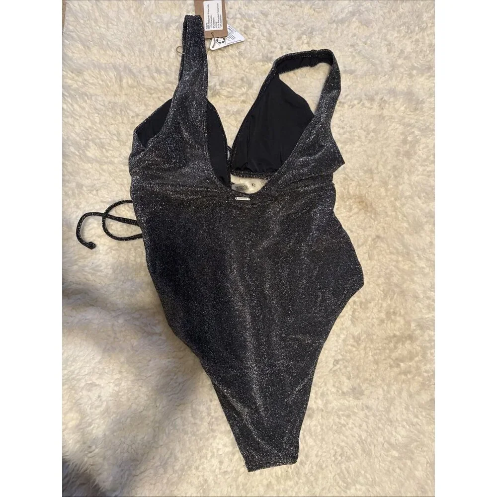 Berlook Metallic Silver Black Cross Back One-Piece Swimsuit XL Extra Large NEW